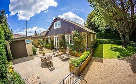 Swallows Nest - Covehurst Bay Cottage